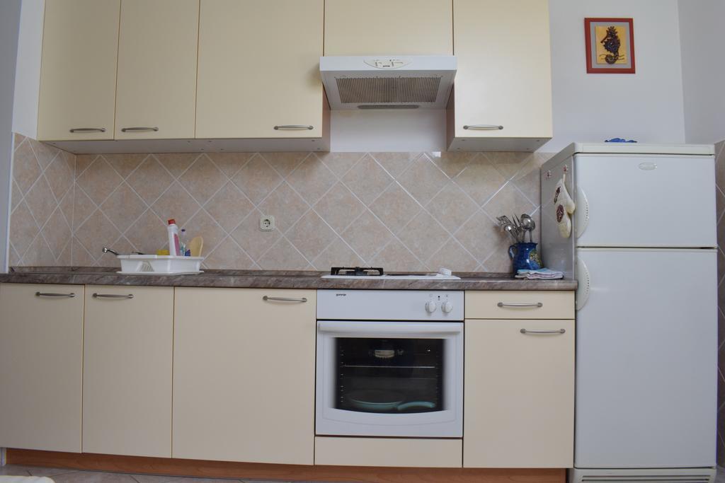 Apartments Green Oasis Malinska Esterno foto